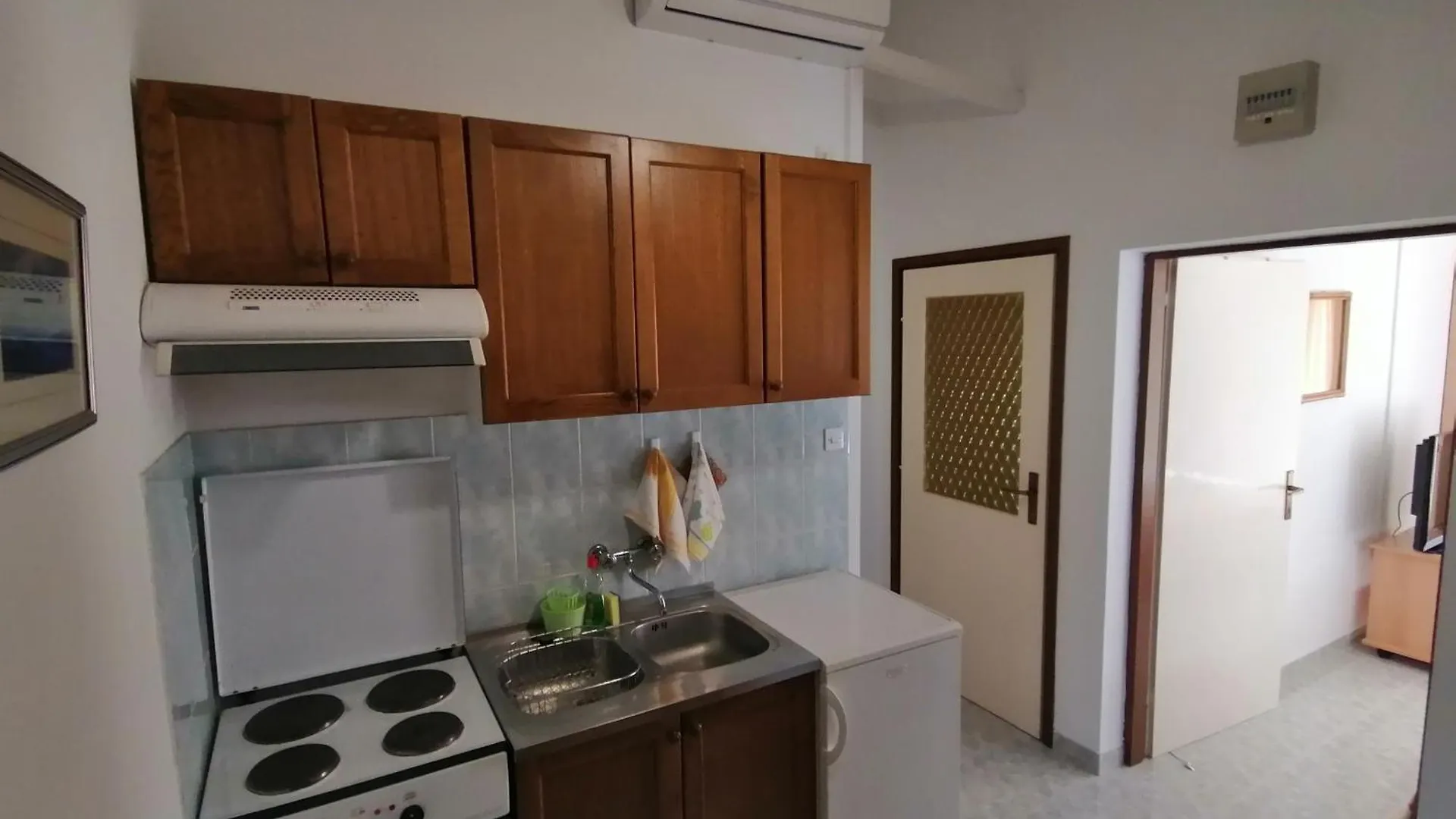 Mirjana F Apartaments Apartman Baska (Krk)