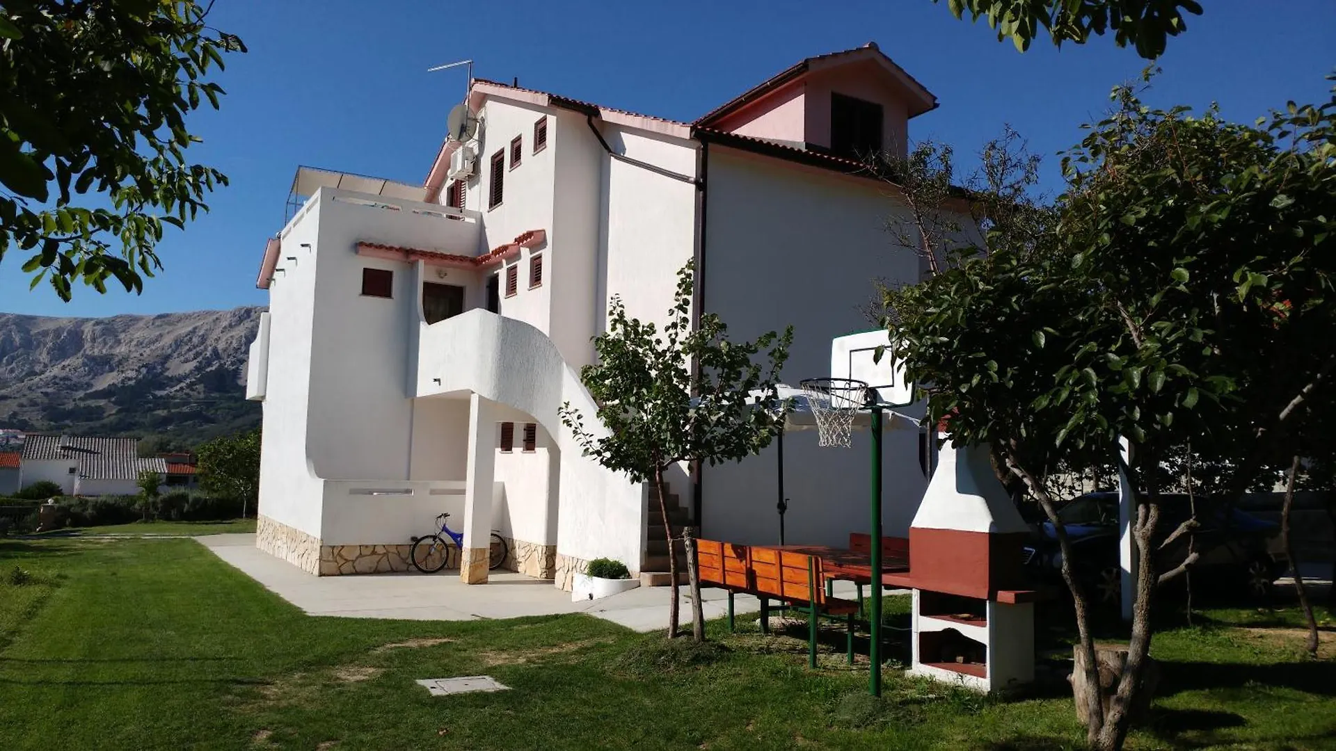 Apartman Mirjana F Apartaments