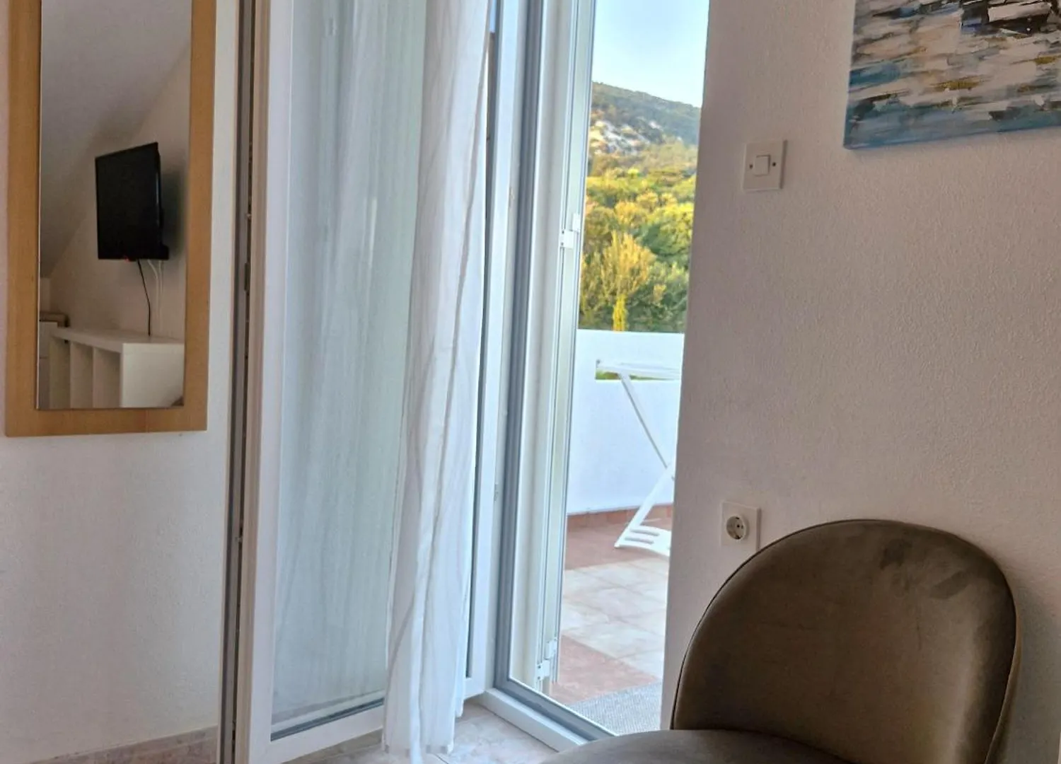 Mirjana F Apartaments Apartman