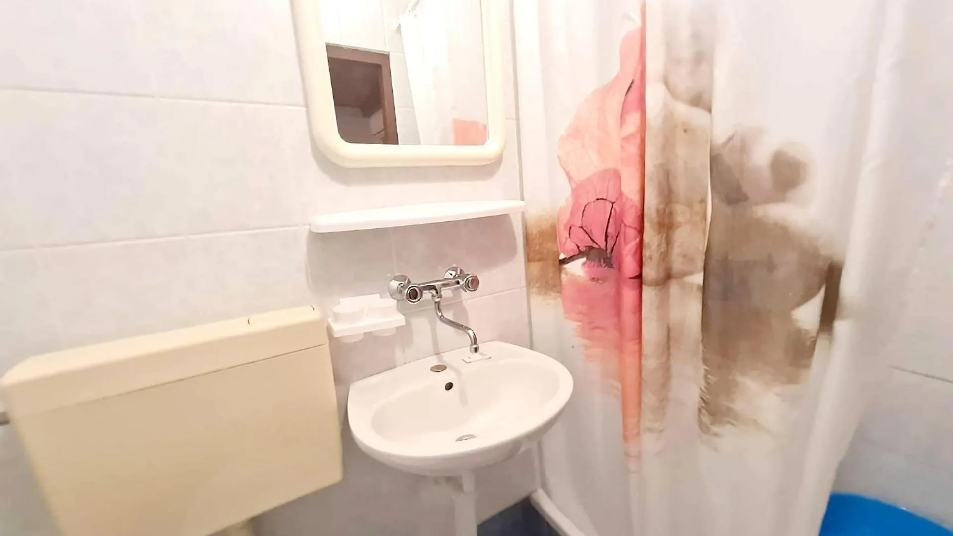 Mirjana F Apartaments Baška